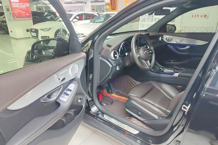 Used Mercedes-Benz GLC 2020 Facelifted GLC 260 L 4MATIC Dynamic Edition Driver Seat