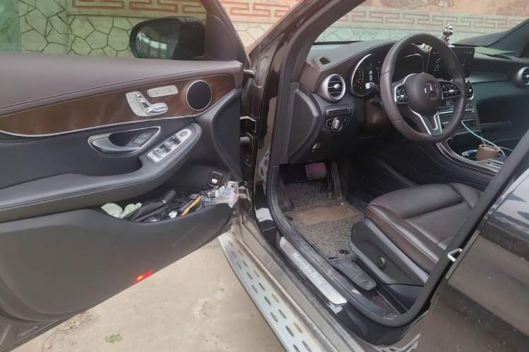 Used Mercedes-Benz GLC 2020 Facelift GLC 300 L 4MATIC Dynamic Edition Driver Seat