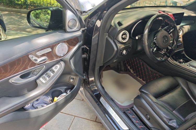 Used Mercedes-Benz GLC 2020 Facelift GLC 260 L 4MATIC Luxury Edition Driver Seat