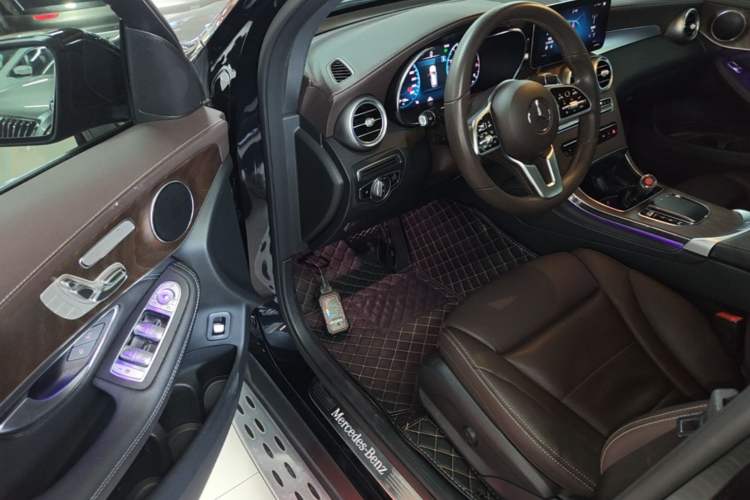Used Mercedes-Benz GLC 2020 GLC 300 L 4MATIC Dynamic Edition Driver Seat