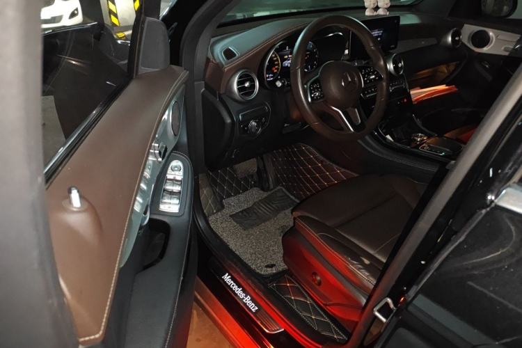 Used Mercedes-Benz GLC 2020 Facelifted GLC 260 L 4MATIC Dynamic Edition Driver Seat