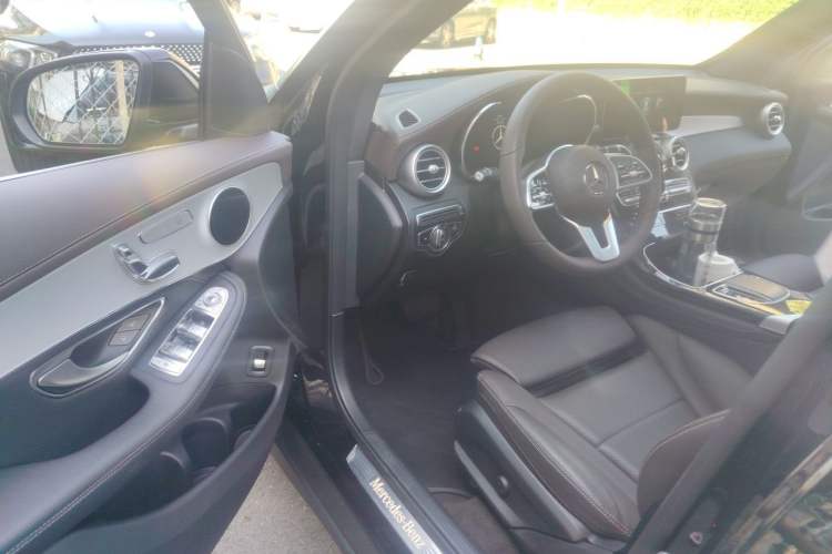 Used Mercedes-Benz GLC 2020 Facelifted GLC 260 L 4MATIC Dynamic Edition Driver Seat
