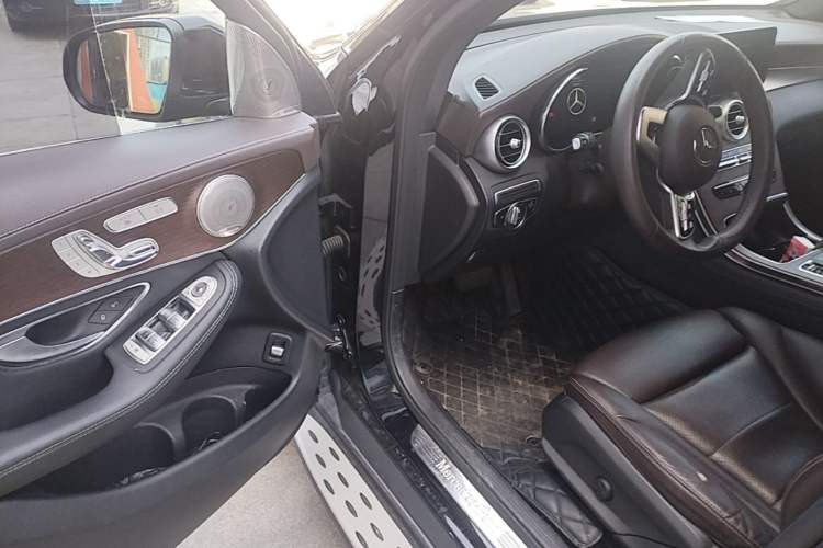 Used Mercedes-Benz GLC 2020 Facelifted GLC 260 L 4MATIC Dynamic Edition Driver Seat