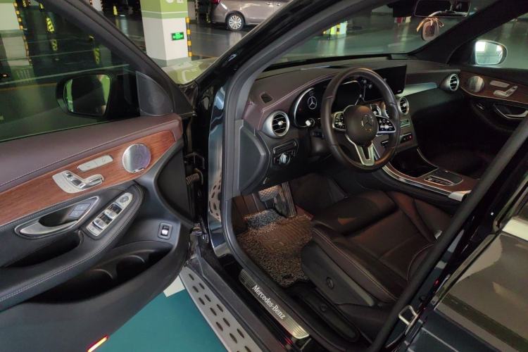 Used Mercedes-Benz GLC 2020 GLC 300 L 4MATIC Luxury Model Driver Seat