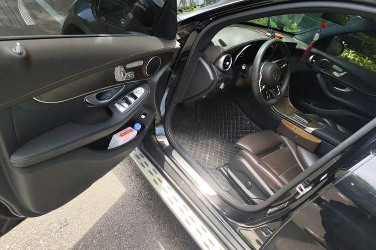 Used Mercedes-Benz GLC 2020 Facelift GLC 300 L 4MATIC Dynamic Edition Driver Seat