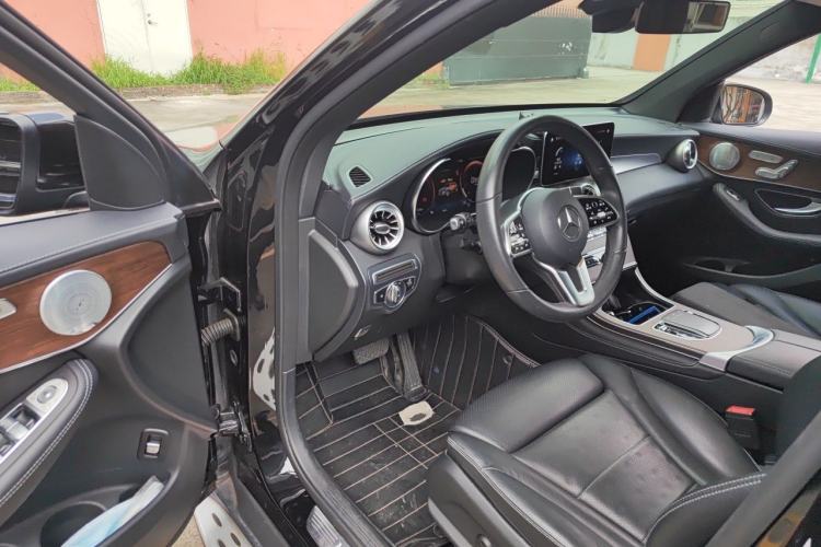 Used Mercedes-Benz GLC 2020 Facelift GLC 300 L 4MATIC Dynamic Edition Driver Seat