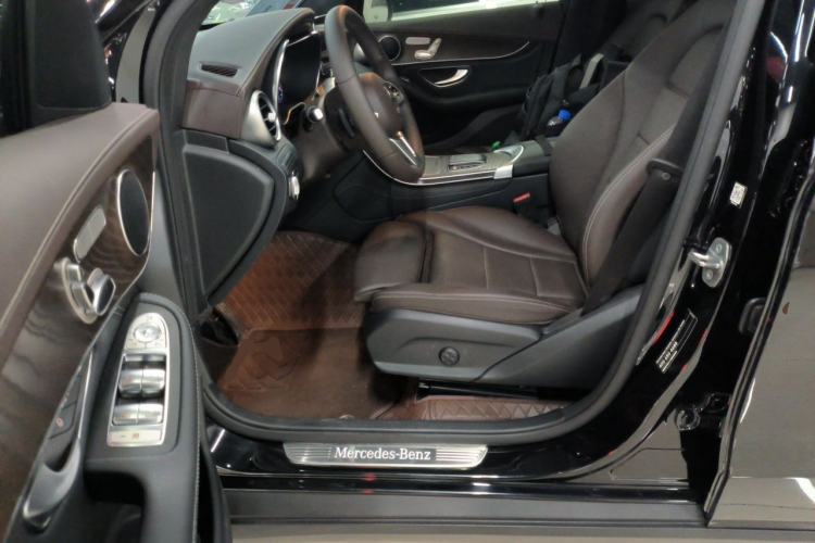 Used Mercedes-Benz GLC 2020 GLC 260 L 4MATIC Luxury Model Driver Seat