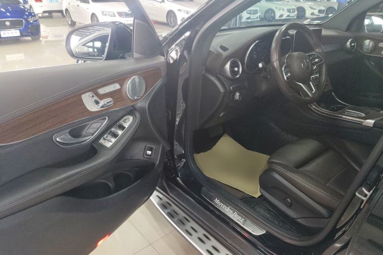 Used Mercedes-Benz GLC 2020 GLC 300 L 4MATIC Luxury Model Driver Seat