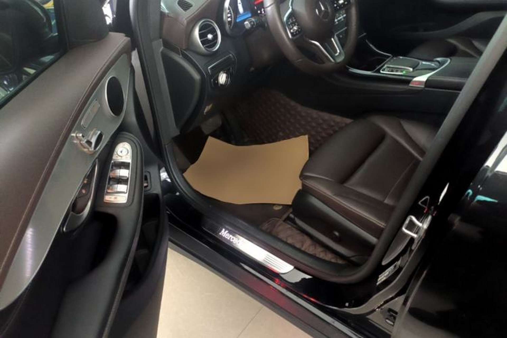 Used Mercedes-Benz GLC 2020 GLC 260 L 4MATIC Dynamic Model Driver Seat