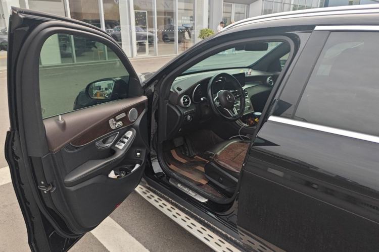 Used Mercedes-Benz GLC 2020 Facelift GLC 300 L 4MATIC Dynamic Edition Driver Seat