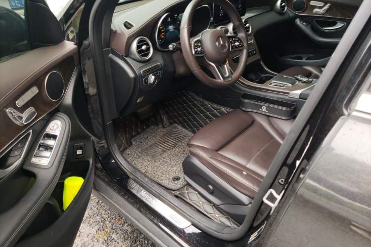 Used Mercedes-Benz GLC 2020 GLC 260 L 4MATIC Luxury Model Driver Seat