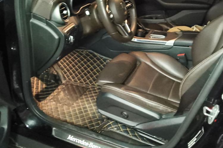Used Mercedes-Benz GLC 2020 Facelift GLC 260 L 4MATIC Luxury Edition Driver Seat