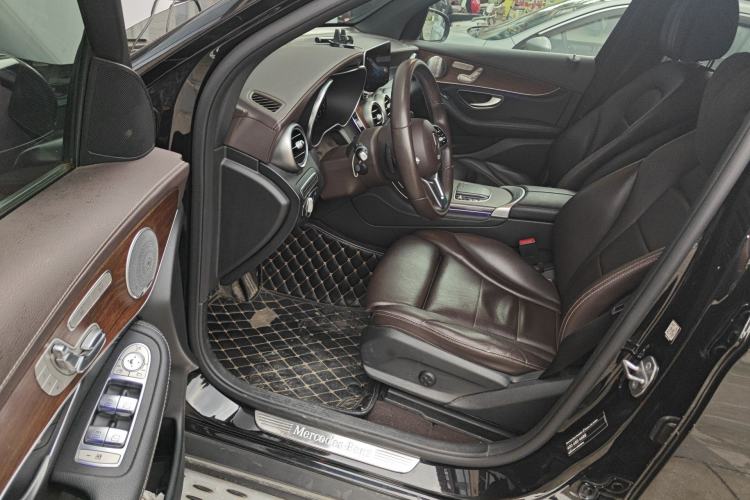 Used Mercedes-Benz GLC 2020 GLC 300 L 4MATIC Luxury Model Driver Seat