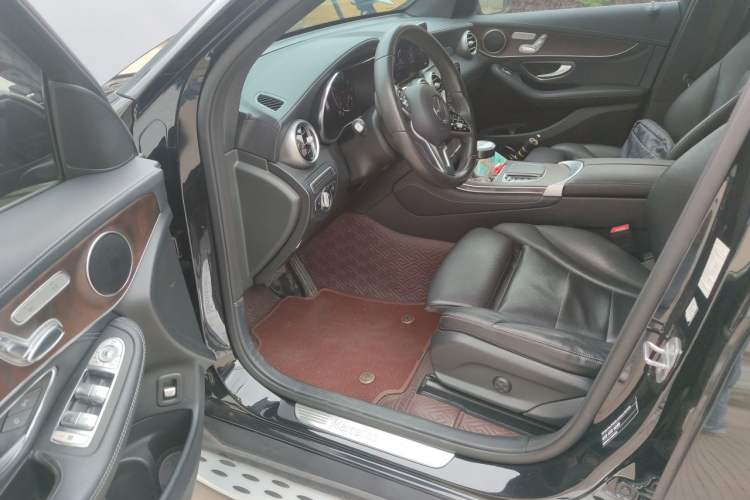 Used Mercedes-Benz GLC 2020 GLC 260 L 4MATIC Luxury Model Driver Seat