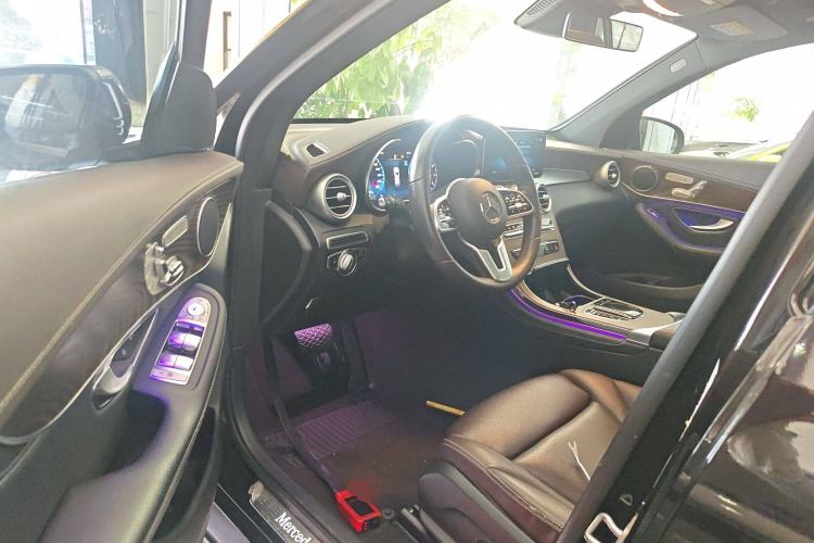 Used Mercedes-Benz GLC 2020 Facelift GLC 300 L 4MATIC Dynamic Edition Driver Seat