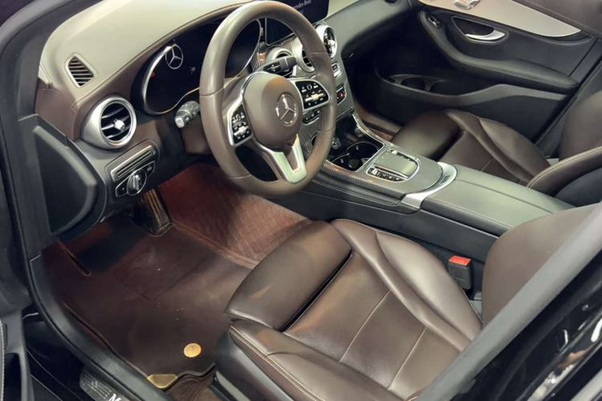 Used Mercedes-Benz GLC 2020 Facelifted GLC 260 L 4MATIC Dynamic Edition Driver Seat