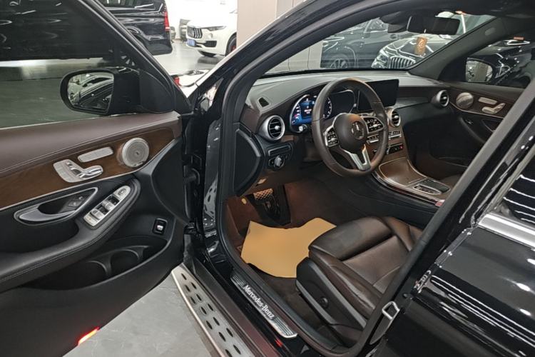 Used Mercedes-Benz GLC 2020 GLC 300 L 4MATIC Dynamic Edition Driver Seat