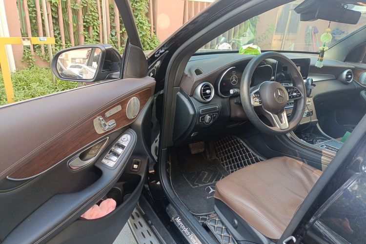Used Mercedes-Benz GLC 2020 GLC 300 L 4MATIC Luxury Model Driver Seat