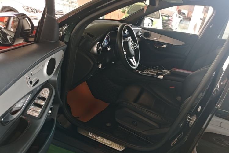 Used Mercedes-Benz GLC 2020 Facelifted GLC 260 L 4MATIC Dynamic Edition Driver Seat