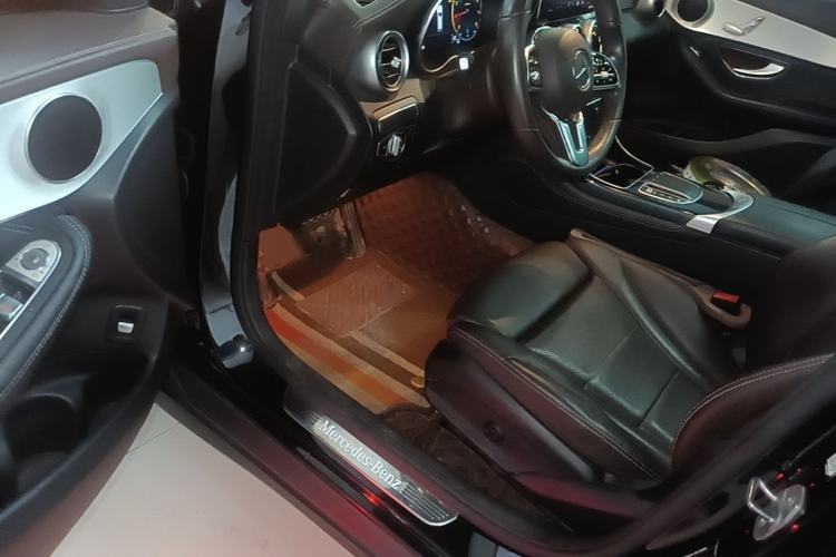 Used Mercedes-Benz GLC 2020 Facelifted GLC 260 L 4MATIC Dynamic Edition Driver Seat