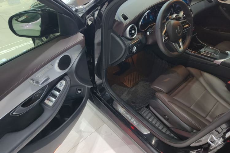 Used Mercedes-Benz GLC 2020 Facelifted GLC 260 L 4MATIC Dynamic Edition Driver Seat
