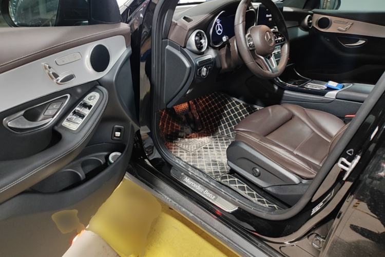 Used Mercedes-Benz GLC 2020 Facelifted GLC 260 L 4MATIC Dynamic Edition Driver Seat