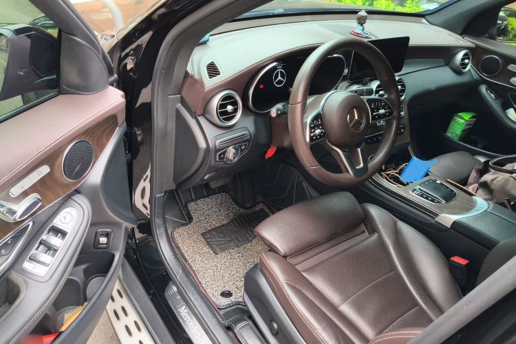 Used Mercedes-Benz GLC 2020 Facelift GLC 260 L 4MATIC Luxury Edition Driver Seat