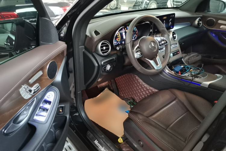Used Mercedes-Benz GLC 2020 Facelift GLC 300 L 4MATIC Dynamic Edition Driver Seat