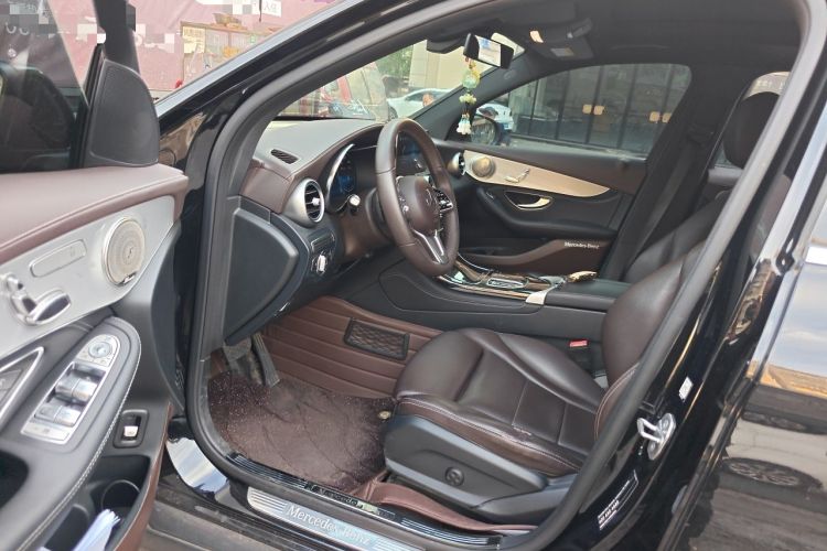 Used Mercedes-Benz GLC 2020 Facelifted GLC 260 L 4MATIC Dynamic Edition Driver Seat
