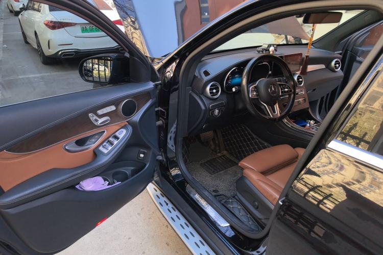 Used Mercedes-Benz GLC 2020 GLC 260 L 4MATIC Luxury Model Driver Seat