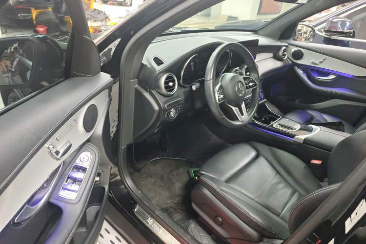 Used Mercedes-Benz GLC 2020 Facelifted GLC 260 L 4MATIC Dynamic Edition Driver Seat