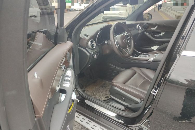 Used Mercedes-Benz GLC 2020 Facelifted GLC 260 L 4MATIC Dynamic Edition Driver Seat