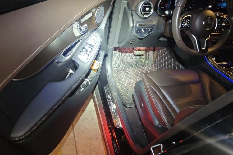 Used Mercedes-Benz GLC 2020 Facelift GLC 260 L 4MATIC Luxury Edition Driver Seat