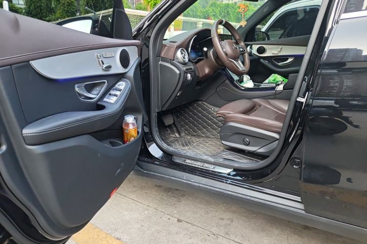 Used Mercedes-Benz GLC 2020 Facelifted GLC 260 L 4MATIC Dynamic Edition Driver Seat