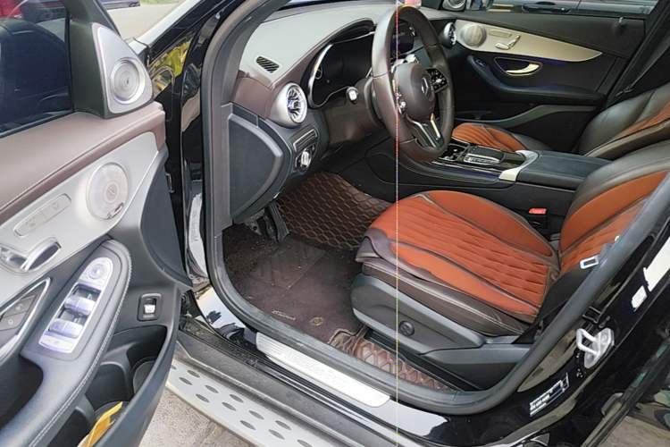 Used Mercedes-Benz GLC 2020 Facelifted GLC 260 L 4MATIC Dynamic Edition Driver Seat