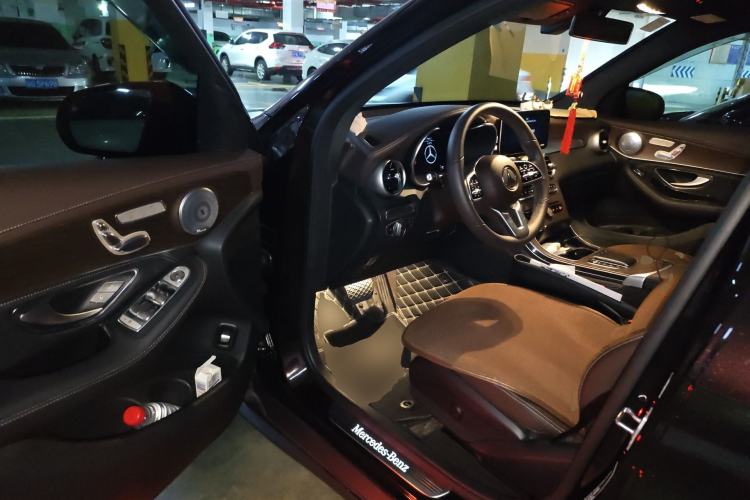 Used Mercedes-Benz GLC 2020 Facelift GLC 260 L 4MATIC Luxury Edition Driver Seat
