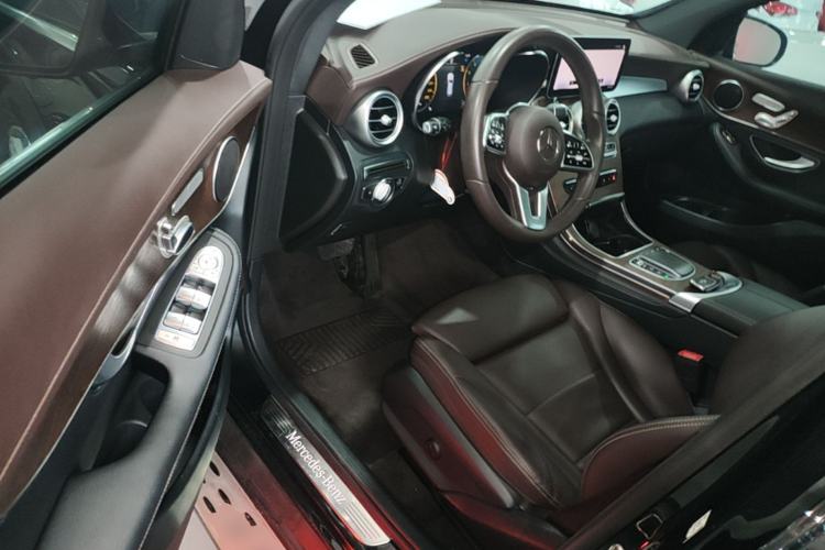 Used Mercedes-Benz GLC 2020 GLC 260 L 4MATIC Luxury Model Driver Seat