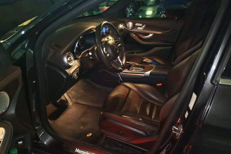 Used Mercedes-Benz GLC 2020 Facelift GLC 300 L 4MATIC Dynamic Edition Driver Seat