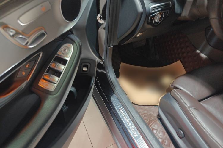 Used Mercedes-Benz GLC 2020 Facelifted GLC 260 L 4MATIC Dynamic Edition Driver Seat