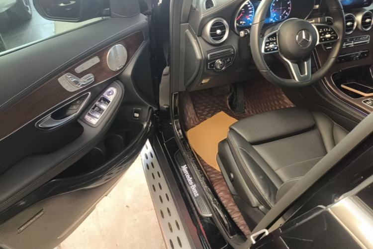 Used Mercedes-Benz GLC 2020 Facelifted GLC 300 L 4MATIC Luxury Edition Driver Seat