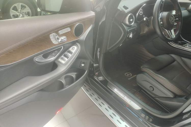 Used Mercedes-Benz GLC 2020 GLC 300 L 4MATIC Dynamic Edition Driver Seat