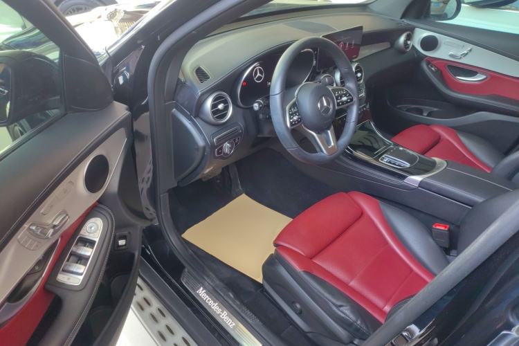 Used Mercedes-Benz GLC 2020 Facelift GLC 300 L 4MATIC Dynamic Edition Driver Seat