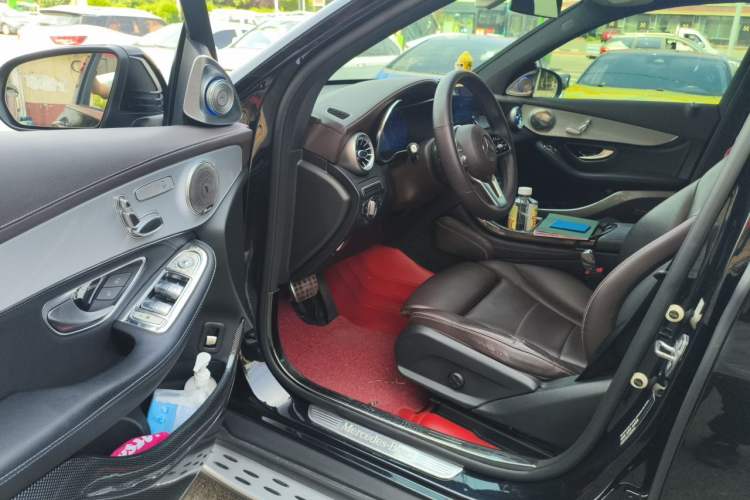 Used Mercedes-Benz GLC 2020 Facelifted GLC 260 L 4MATIC Dynamic Edition Driver Seat