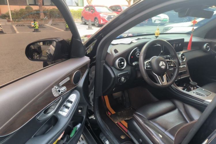 Used Mercedes-Benz GLC 2020 Facelift GLC 300 L 4MATIC Dynamic Edition Driver Seat
