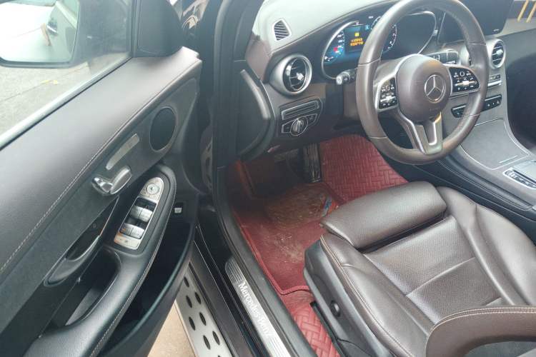 Used Mercedes-Benz GLC 2020 Facelifted GLC 260 L 4MATIC Dynamic Edition Driver Seat