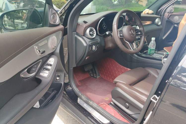 Used Mercedes-Benz GLC 2020 Facelifted GLC 260 L 4MATIC Dynamic Edition Driver Seat