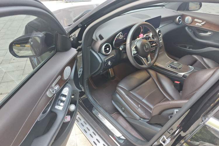 Used Mercedes-Benz GLC 2020 Facelift GLC 300 L 4MATIC Dynamic Edition Driver Seat