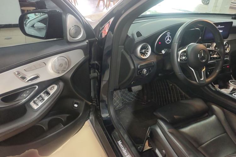 Used Mercedes-Benz GLC 2020 Facelifted GLC 260 L 4MATIC Dynamic Edition Driver Seat