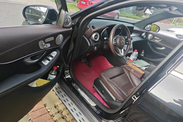 Used Mercedes-Benz GLC 2020 Facelift GLC 260 L 4MATIC Luxury Edition Driver Seat