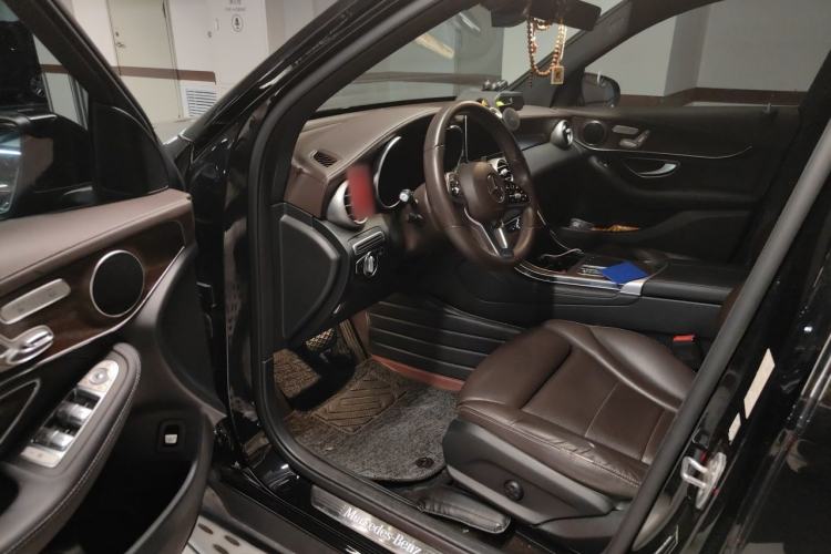 Used Mercedes-Benz GLC 2020 Facelift GLC 300 L 4MATIC Dynamic Edition Driver Seat